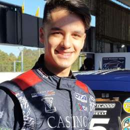 Bundziak: “Mi prioridad es correr en el TC2000”