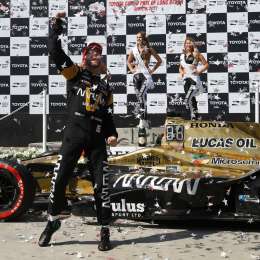 Hinchcliffe volvió a la victoria