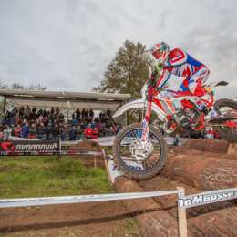 EnduroGP: Salvini se lleva el Super Test en Santiago de Compostela