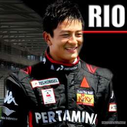 Ryo Haryanto es piloto Manor