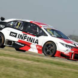 Rossi: "Hay muchos pilotos y muchos autos en condiciones de ganar"