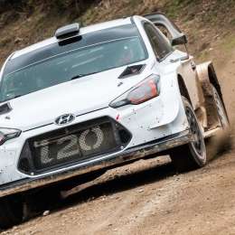 Dani Sordo prueba pensando en Argentina