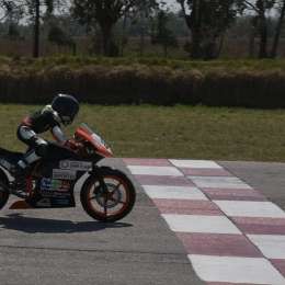 Dos argentinos buscarán correr en MotoGP