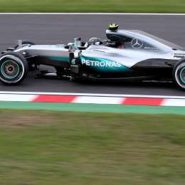 Pole de Rosberg en Japón