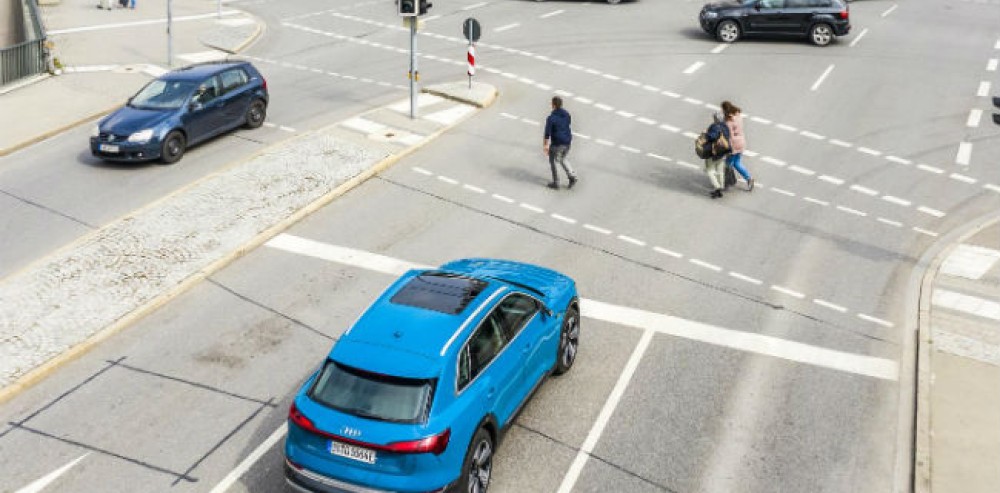 Audi estrenará un sistema para evitar semáforos en rojo