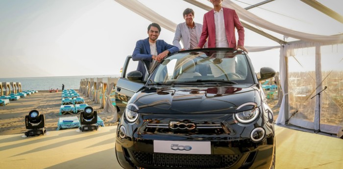 Andrea Bocelli en el espíritu del nuevo Fiat 500 eléctrico
