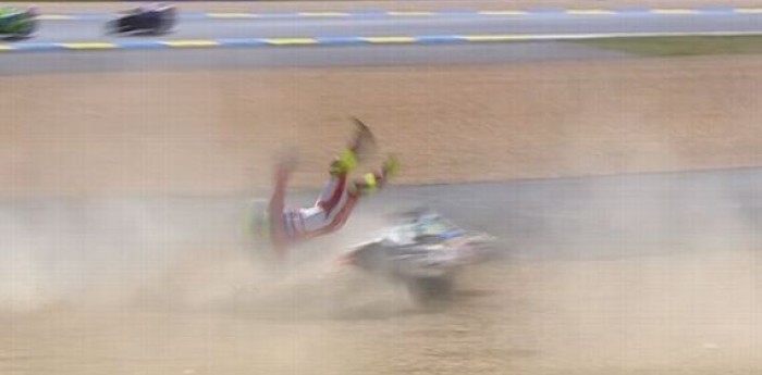 MotoE: impactante accidente en el GP de Francia dejó a un piloto con fractura de tibia