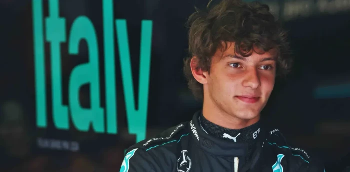 F1: Kimi Antonelli y el particular gesto con sus compañeros de colegio en Imola