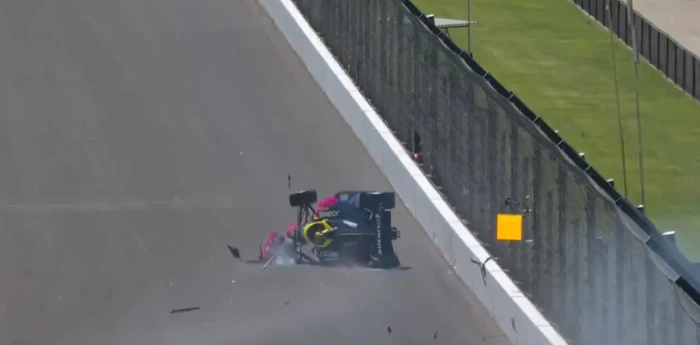IndyCar: escalofriante accidente de Kyffin Simpson en Indianápolis