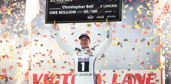 NASCAR: Christopher Bell aprovechó un error de Logano y se quedó con una trabajosa victoria