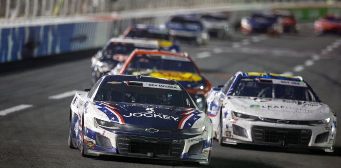 NASCAR: Chastain logró una remontada histórica y se quedó con la carrera en Charlotte