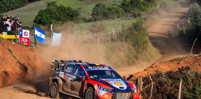 WRC: Fourmaux heredó el liderato de Tanäk luego de un accidentado viernes en Chile