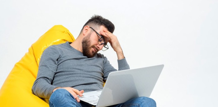 Salud y bienestar: cómo el cansancio digital está quemando tu cerebro y cómo reiniciarlo