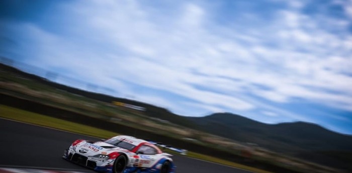 Super GT: Fenestraz empujó, pero cruzó la bandera a cuadros 12° en Autopolis
