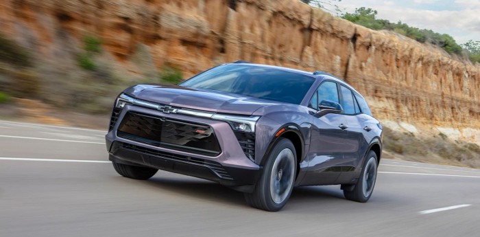 El Gobierno dio a conocer el cupo de autos eléctricos y híbridos para el año que viene