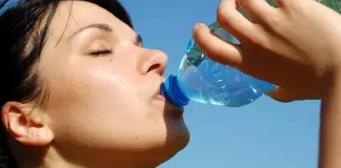 Salud y bienestar: guía definitiva para mantenerse hidratado cuando el termómetro explota