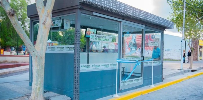 Se inauguró la primera parada de colectivos con aire acondicionado ¿Dónde queda?