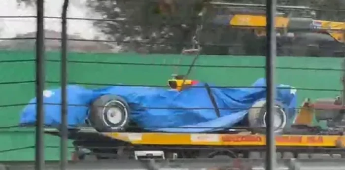 F1: debut accidentado de Arvid Lindblad en el shakedown del Racing Bulls en Imola