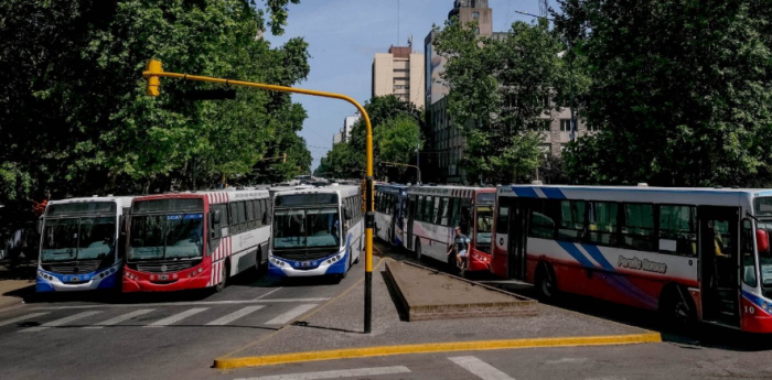 Paro de colectivos: reunión clave en la Secretaría de Trabajo