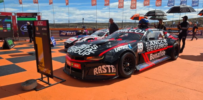 ¡Histórico! Damiani triunfó en El Calafate y es el primer ganador con un Camaro en el TC Pista