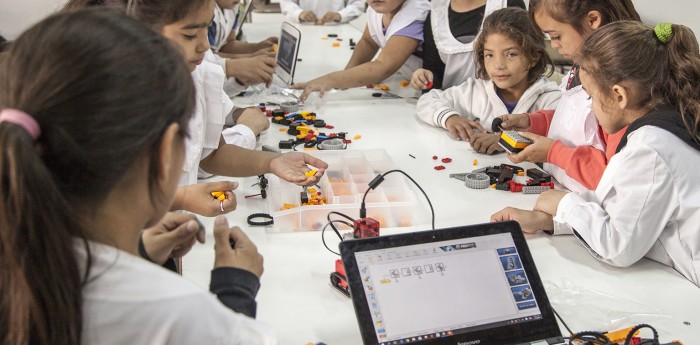 Educación digital y brecha tecnológica: balance post pandemia