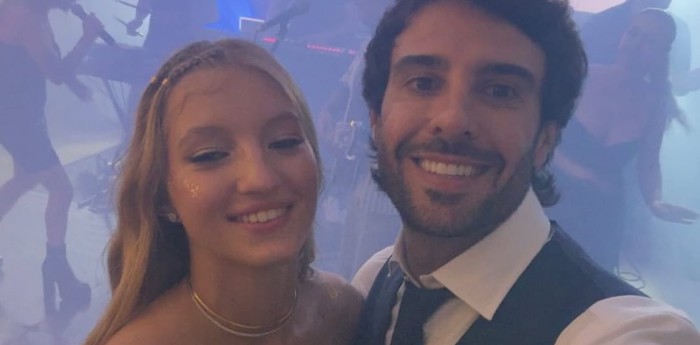 Manu Urcera acompañó a Nicole Neumann en la impactante fiesta de 15 de Allegra Cubero