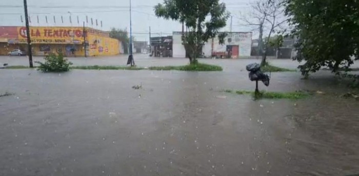 Autoridades analizan romper una ruta en Tucumán para drenar el agua de las inundaciones