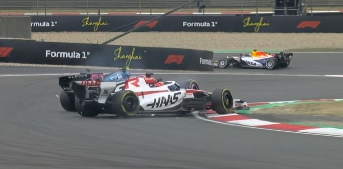 F1: ¡Está todo bien! La representación de Colapinto pidió no insultar a Ocon tras el toque en China