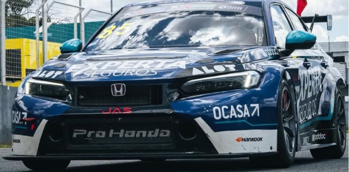 TCR Europe: Pernía fue P16 tras sufrir problemas en la largada en Mugello