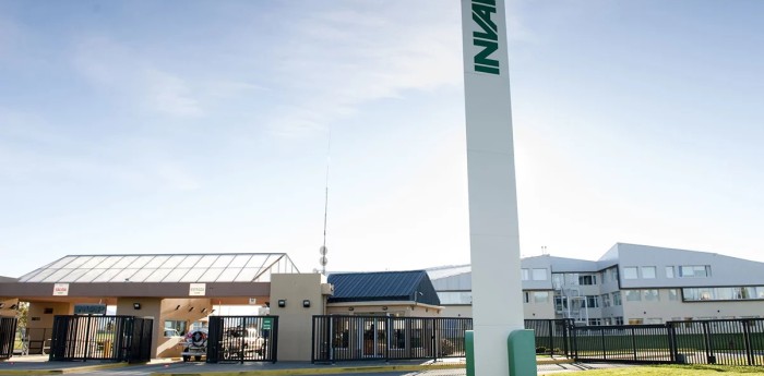 INVAP: exportar tecnología en crisis interna