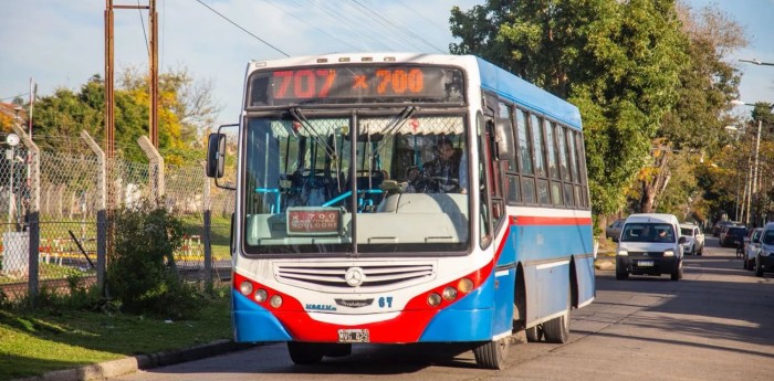 Las líneas de colectivo que siguen de paro en medio de las negociaciones con el Gobierno