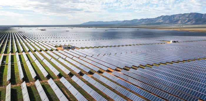 El mapa solar de Sudamérica: quién lidera la carrera renovable