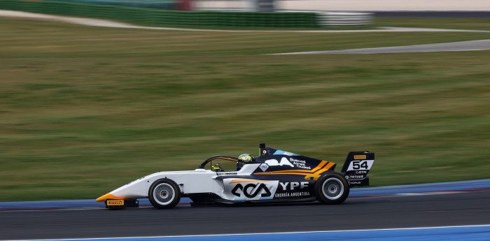 F4 Italiana: Palotini y Díaz Quaglia comenzaron su adaptación en la exigente clasificación de Misano
