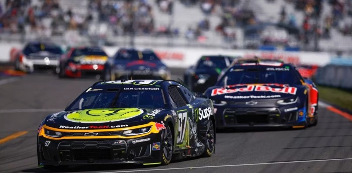 NASCAR en Watkins Glen: Van Gisbergen impuso condiciones y ganó con autoridad