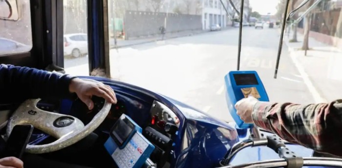 Rigen desde este lunes nuevos aumentos en trenes y colectivos: ¿Cuánto costará viajar en transporte público ahora?