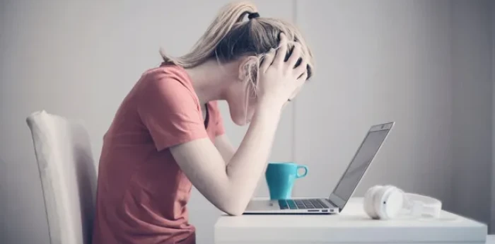 Salud y bienestar: estrategias para domar el estrés laboral sin perder la cabeza
