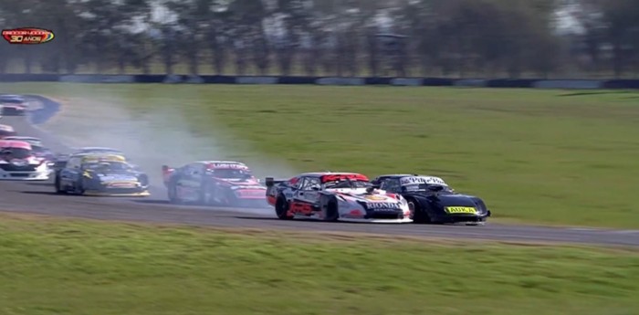 Procar 4000: la áspera largada entre Nowak y Guevara que complicó a ambos en la final de la Clase A