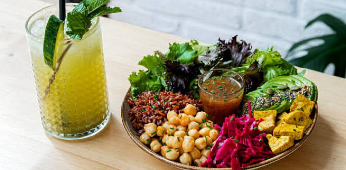 Salud y bienestar: más allá de las modas: cómo adoptar la alimentación basada en plantas sin poner en riesgo la salud