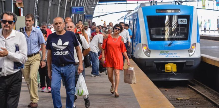 Cortes y recorridos limitados en los trenes Mitre, Roca y San Martín: cómo funcionarán durante el fin de semana largo