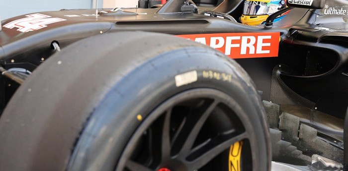 Fernando Alonso también probó los neumáticos Pirelli para 2022
