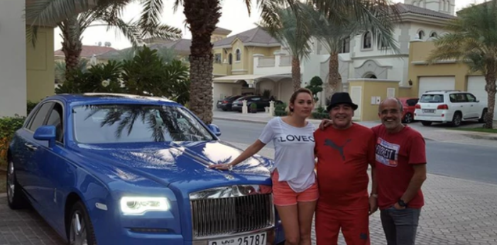 Los lujosos autos de Diego Maradona