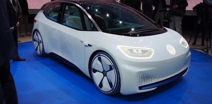 Volkswagen se hace fuerte en China y fabricará autos eléctricos